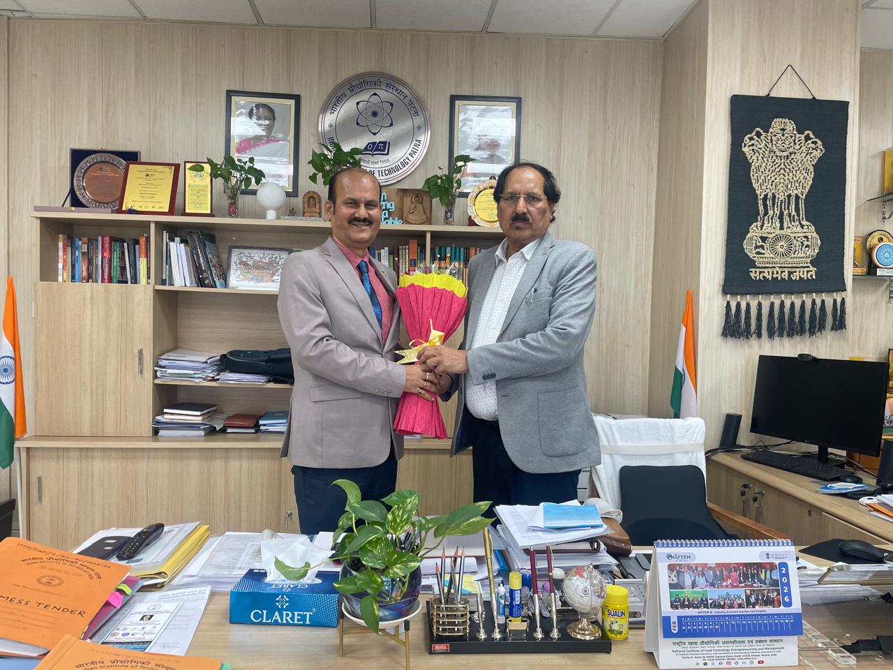 A fruitful meeting was held with T. N. Singh, Director of IIT Patna, regarding an MoU with Maltidhari College, Naubatpur for collaborative training, education, and research.
